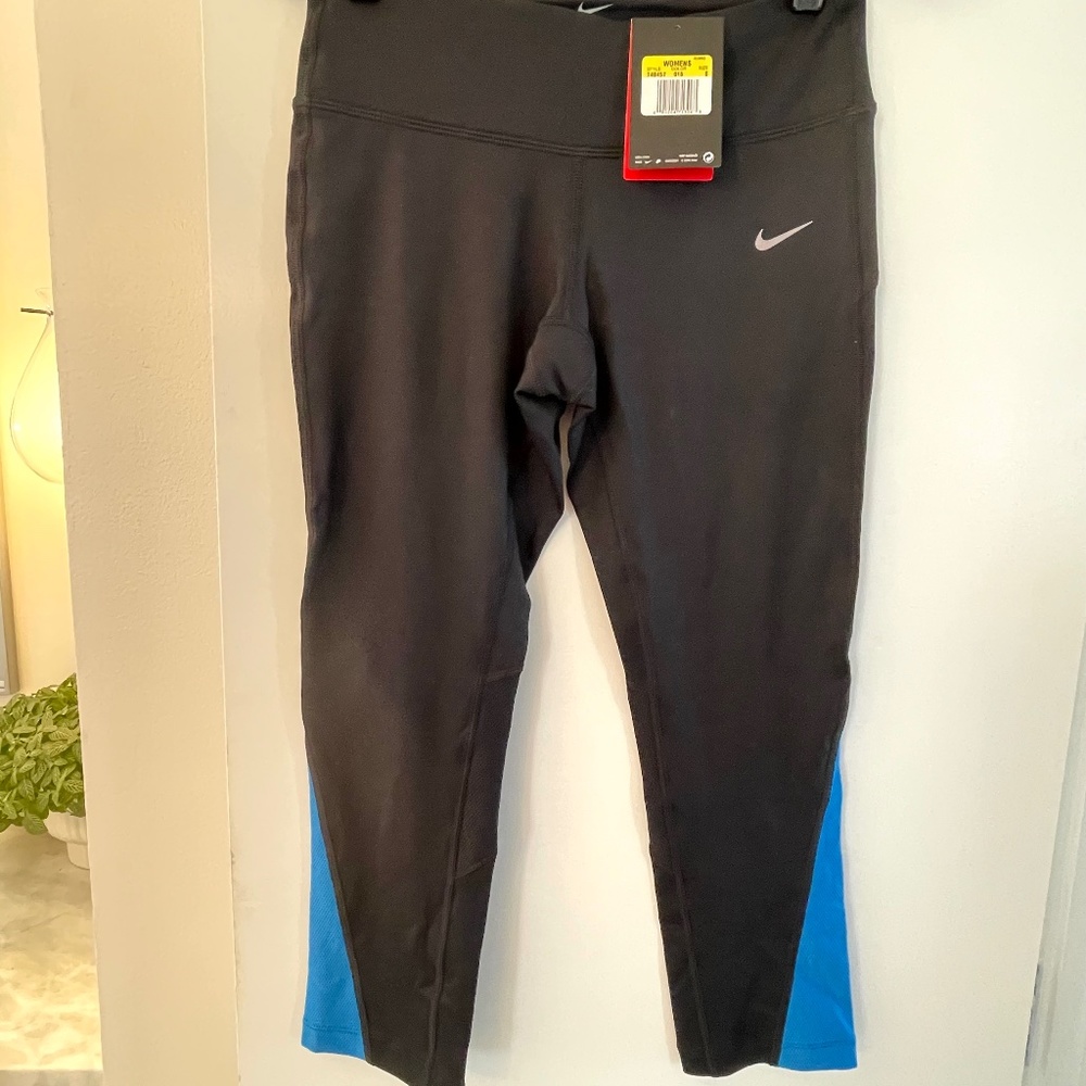 NWT Nike Cropped Running Tights